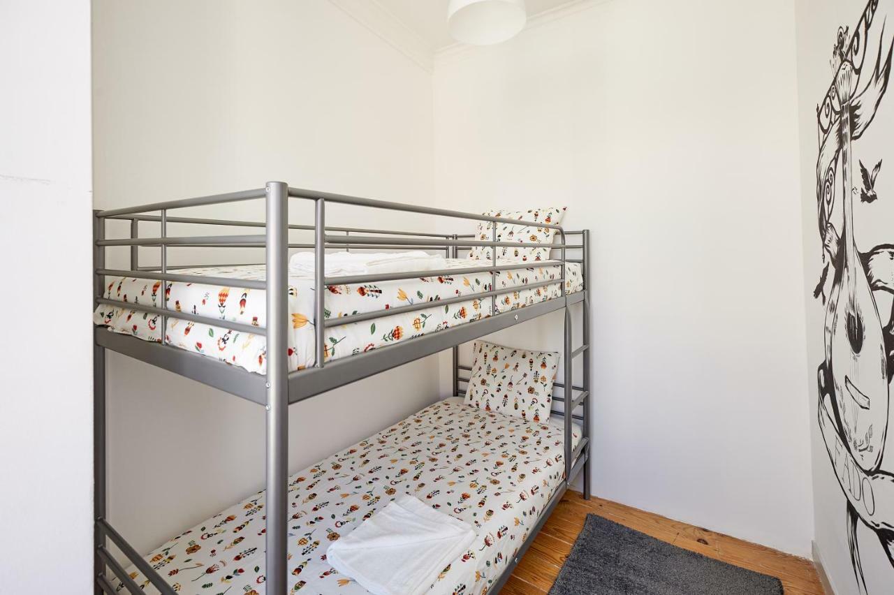 Love Inn Bairro Alto 4 Lisboa Ngoại thất bức ảnh