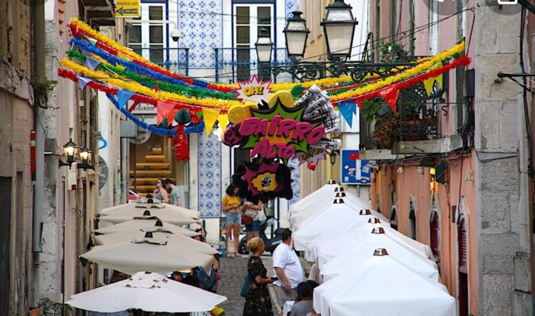 Love Inn Bairro Alto 4 Lisboa Ngoại thất bức ảnh